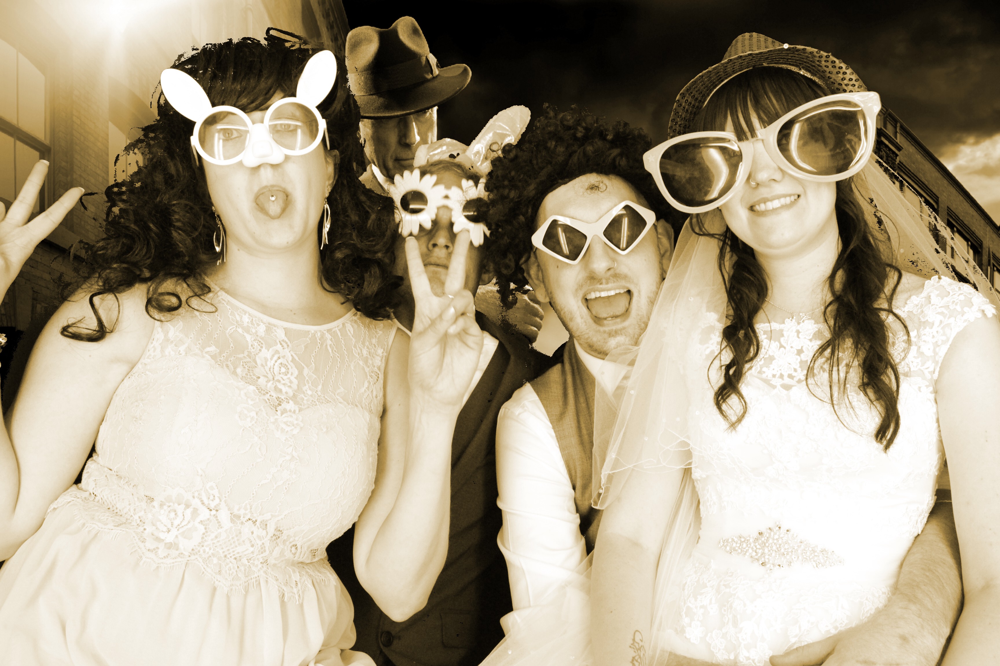 Katie and Jons Wedding | View more photos from the event at gallery.myphotoboothexperience.co.uk/u/MyPhotoBoothExperienceLtd/Katie-and-Jons-Wedding